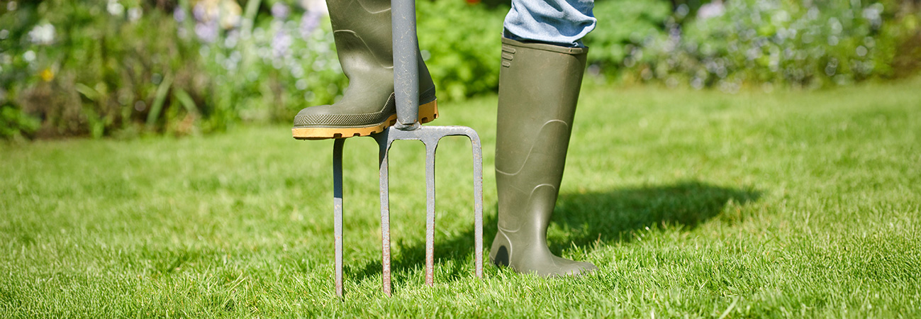 Lawn Aerating 101 - Elk Supply
